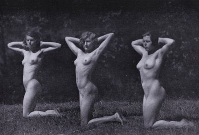 The Body Beautiful, Physical Culture for Women (b/w photo) بواسطة مصور فوتوغرافي ألماني