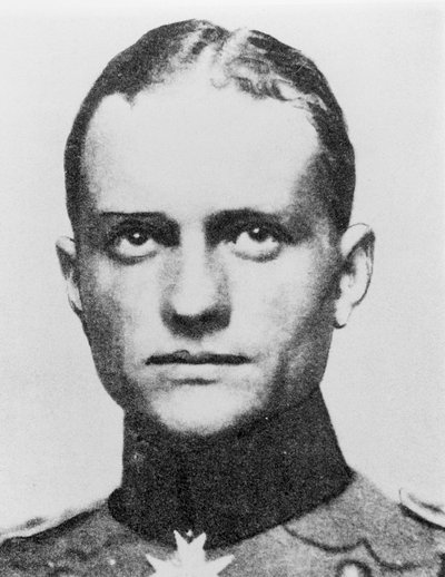 The Red Baron (b/w photo) بواسطة مصور فوتوغرافي ألماني