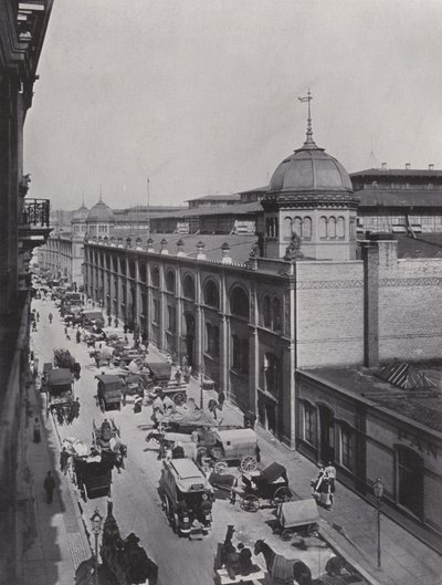 أمام Central-Markthalle على Alexander-Platz (صورة b / w) بواسطة مصور فوتوغرافي ألماني