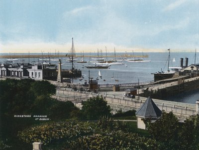 Kingstown Harbour، Co Dublin (صورة ملونة) بواسطة المصور الأيرلندي