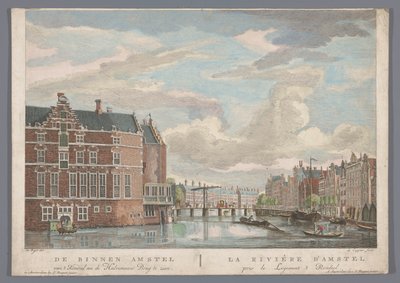 منظر لجسر Halvemaans فوق نهر أمستل في أمستردام The Binnen Amstel van 