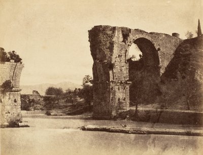 جسر أغسطس في ناني ، 1853-56. بواسطة ربما بواسطة جين مارثا سانت جون.