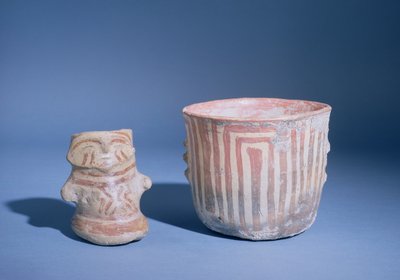 سفن من هاكيلار ، تركيا ، سنة 5500-00 قبل الميلاد (فخار مطلي) بواسطة قبل التاريخ