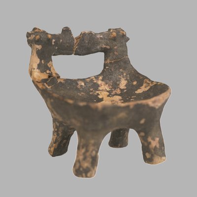 نموذج العرش ، 3800-3400 قبل الميلاد بواسطة الثقافة الروسية ما قبل التاريخ