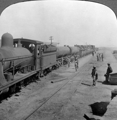 حمولة قطار للسيارات المدرعة ، جنوب غرب أفريقيا ، الحرب العالمية الأولى ، 1914-1918. بواسطة واقعية يسافر الناشرين