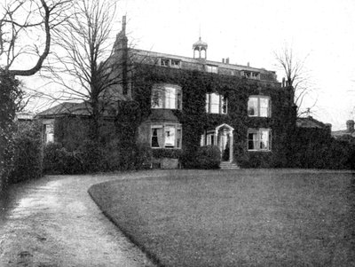 جادشيل ، بالقرب من روتشستر ، تم شراؤها من قبل ديكنز في عام 1856 ، 1923. بواسطة مجموعة Rischgitz