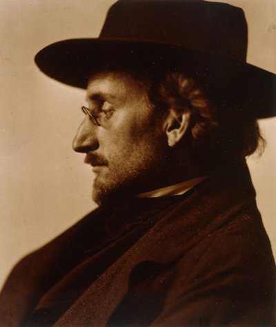 صورة ليوم فريدريك هولاند في الملف الشخصي ، حوالي 1900-1910 (طباعة فضية جيلاتينية منغم) بواسطة روبرت ديماشي