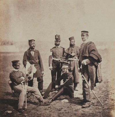 العميد تشارلز توماس فان ستروبنزي (1812-1892) وضباط الباف من ألبوم يحتوي على 52 صورة مرتبطة بحرب القرم ، 1855 بواسطة روجر فينتون