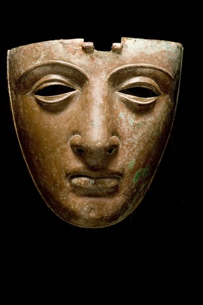 قناع وجه خوذة (برونز) بواسطة Roman