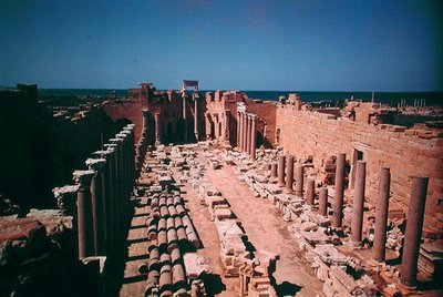 لبدة ماجنا ، لبدة (حجر جيري) (صورة) بواسطة رواية