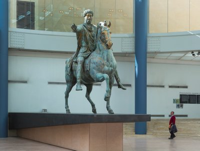 تمثال ماركوس أوريليوس (برونزي) بواسطة رواية