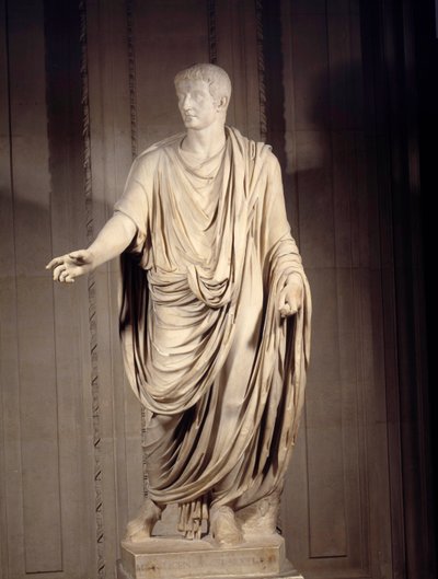 الفن الروماني: تمثال من الرخام للإمبراطور تيبيري (Tiberio Claudio Nerone ، 42 قبل الميلاد - 37 بعد الميلاد) ، الإمبراطور الروماني. الأحد 2 م. باريس ، متحف اللوفر بواسطة رواية
