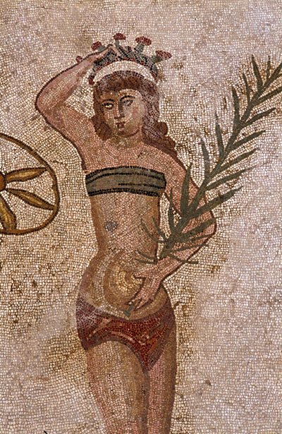 Young Romans engaged in physical exercises. They wear a loincloth around the kidneys and a strophium (ancetra of the bra) on the chest. A loaf around the kidneys. The palm branch they hold is a symbol of victory. Roman Mosaic of the 3rd - 4th century of Vi بواسطة رواية