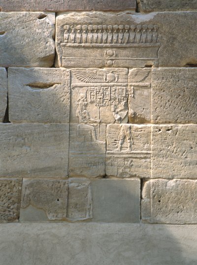 ارتياح من معبد دندور ، حوالي 10 قبل الميلاد (الحجر الرملي الإيولي) بواسطة الفترة الرومانية المصرية