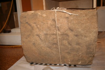 حجر سنتوريوس مقابل فاليريوس ، 43-410 م (حجر) بواسطة رومان رومان