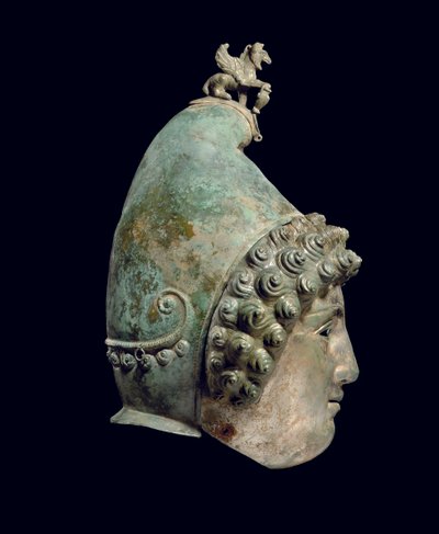 خوذة كروسبي غاريت ، أواخر القرن الأول - الثاني الميلادي (برونزية) (انظر أيضًا 871728-34 ، 396159 ، 482018 و 413093-94) بواسطة رومان رومان
