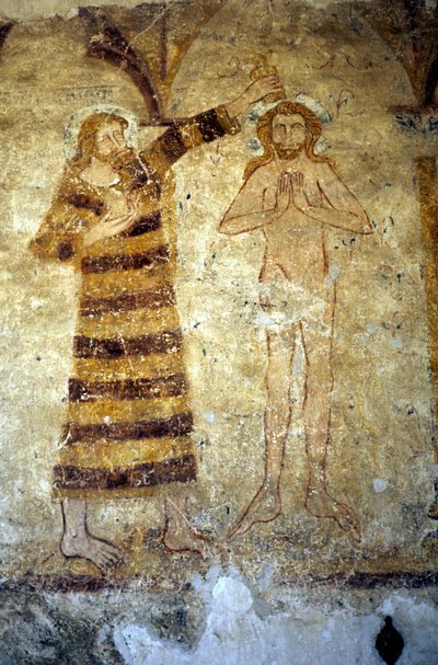 جداريات من القرن الثاني عشر في كنيسة أبرشية الرومانسيك في أسنيريس سور فيجري (سارث) تصور المسيح الذي عمده القديس يوحنا المعمدان. بواسطة رومانيسك