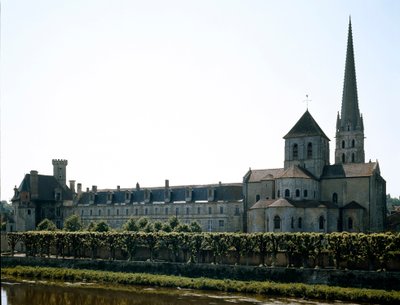 الفن الروماني: منظر لكنيسة Saint Savin-sur-Gartempe (Saint Savin-sur-Gartempe) ، التي تأسست في القرن الحادي عشر. سانت سافين ، فيينا بواسطة رومانيسك