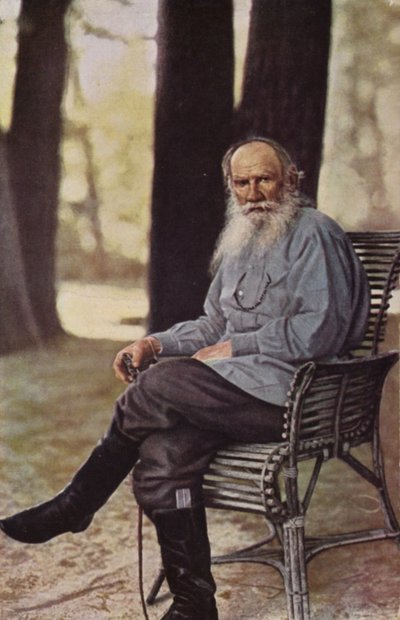 ليو تولستوي (1828-1910) ، روائي روسي ، كاتب قصة قصيرة وكاتب مسرحي بواسطة مصور روسي