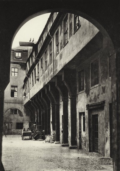 Berlin: Krogel (b/w photo) بواسطة ساشا ستون