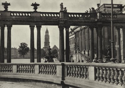 Potsdam, Stadtschloss, Kolonnaden an der Havel; Town Palace, Colonnades on the Havel (b/w photo) بواسطة ساشا ستون