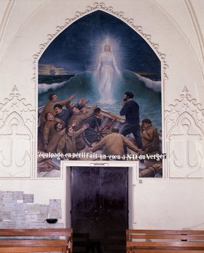 الطاقم المعرّض للخطر يقدّم أمنية لـ ND du Orchard - صورة سابقة لـ Notre Dame de Orger ، كانكال بواسطة المدرسة الفرنسية