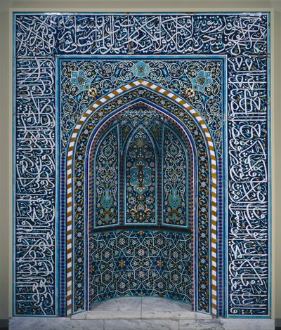 بواسطة المدرسة الإيرانية