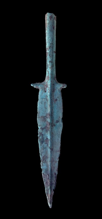الحضارة دونغسون: خنجر من البرونز. 300 ق.م - 200 م. من فيتنام. باريس ، متحف Guimet ، المتحف الوطني للفنون الآسيوية بواسطة مدرسة فيتنامية