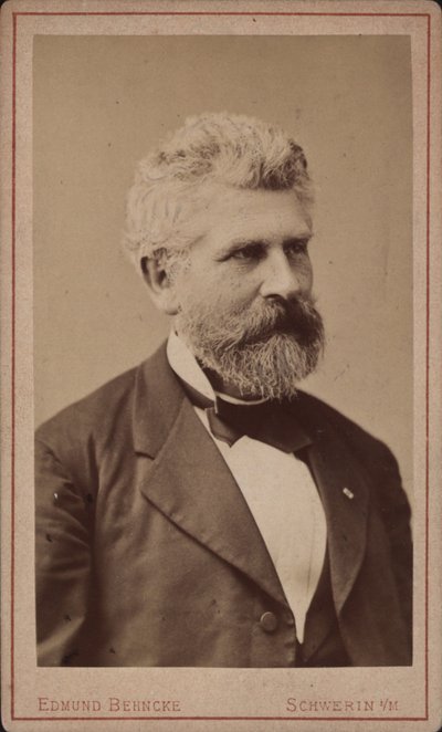 صورة لعازف التشيلو والملحن جورج جولترمان 1824-1898 ، ج. 1880. بواسطة شفيرين. استوديو الصور إدموند بهنك