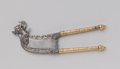 قطاعة جوز التنبول ، 1690-1720 (حديد وذهب) بواسطة مدرسة سيامي