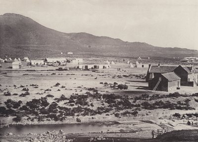 في Karoo (صورة b / w) بواسطة مصور جنوب أفريقي