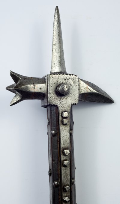 Warhammer for Foot Combat, c.1440 (iron & wood with copper inlay) بواسطة جنوب أوروبا