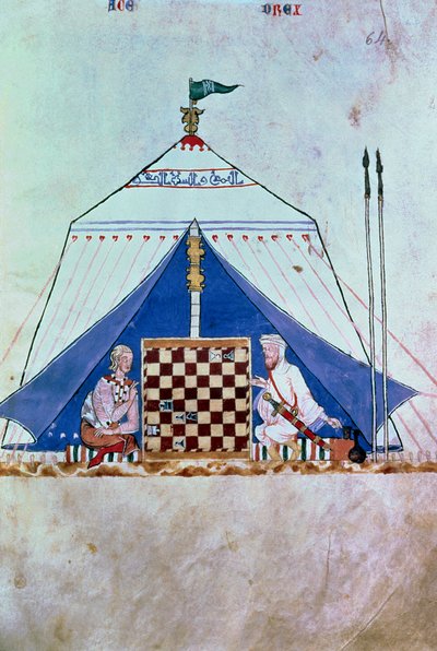 مور ومسيحي يلعبان الشطرنج في خيمة ، من "كتاب الألعاب والشطرنج والنرد واللوحات" بواسطة المدرسة الاسبانية