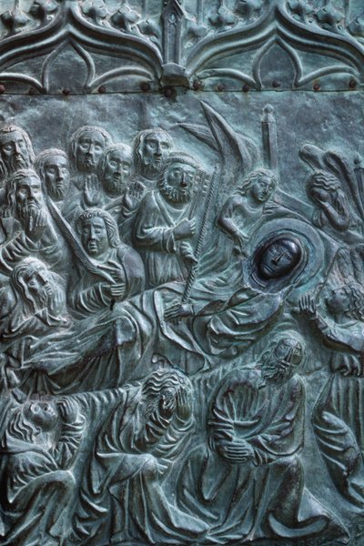 Entombment of Christ (bronze) بواسطة المدرسة الاسبانية