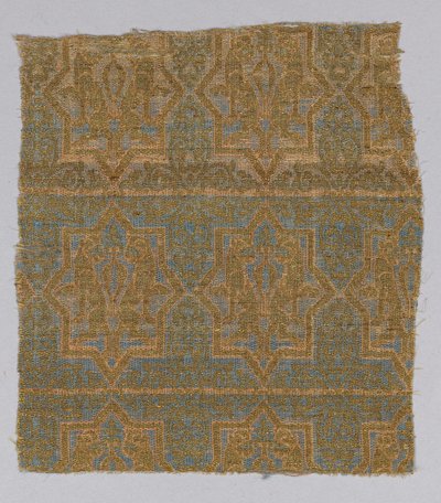 جزء من نسيج من Chasuble of San Valerius (حرير ، ركيزة حيوانية مذهبة حول لب من الحرير) بواسطة المدرسة الاسبانية