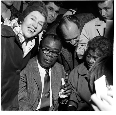 لويس أرمسترونج بواسطة 