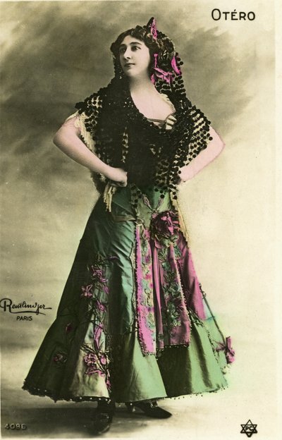 Otero الجميلة ، بطاقة بريدية أوائل القرن العشرين. (صورة فوتوغرافية) بواسطة استوديو Reutlinger