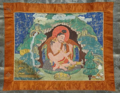 Mahasiddha Luipa ، من مجموعة جزئية من thangkas ، أوائل القرن التاسع عشر (أصباغ معدنية على قطن بحجم ؛ تركيب الديباج الأصلي) بواسطة مدرسة التبت