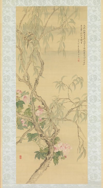 طيور صغيرة على فرع الصفصاف وأزهار الكركديه ، بتاريخ خريف ١٨٥٠. بواسطة Tsubaki Chinzan