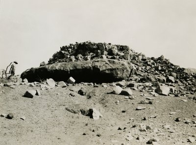 أطلال في منطقة قوز رقيب بالسودان، صورة فوتوغرافية لأوغو مونيريه دي فيلارد، حوالي عام 1925 بواسطة أوغو مونيريت دي فيلارد