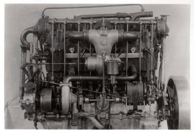 115 PS محرك ديملر المنطاد من Zeppelin LZ 6 ، c1909-1910 1933 بواسطة غير معروف