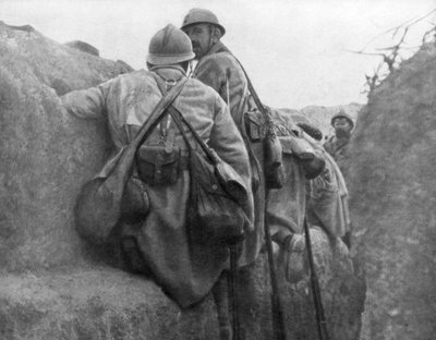 خندق فرنسي قبل الهجوم ، معركة الشمبانيا الثانية ، فرنسا ، 25 سبتمبر 1915 بواسطة غير معروف