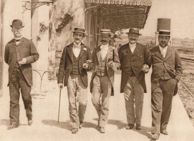 مجموعة من السادة المشي ، 1937 بواسطة غير معروف