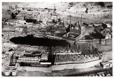 منظر جوي لمسجد محمد علي باشا ، القاهرة ، مصر ، من زيبلين ، 1931 1933 بواسطة غير معروف