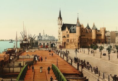 أنتويرب (Anvers). عرض القلعة القديمة (هيت ستين) إلى الميناء. حوالي عام 1900 بواسطة غير معروف