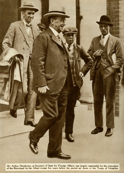 آرثر هندرسون ، 1929 ، 1935. بواسطة غير معروف