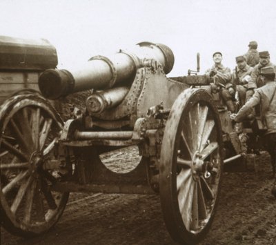 عمود مدفعي في فردان ، شمال فرنسا ، c1914-c1918 بواسطة غير معروف