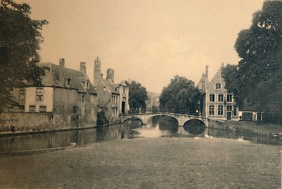 دير بيغينز ، c1910 بواسطة غير معروف
