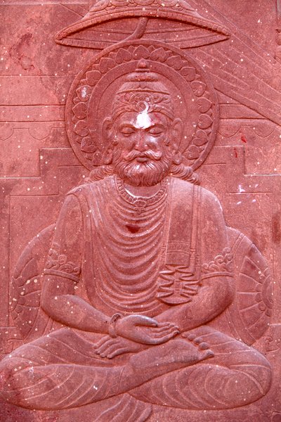 Bhagavad Gita محفور على المعبد الهندوسي: Vrindavana اليوم بواسطة غير معروف