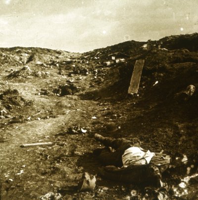 الجسم ، الخنادق على الخط الأمامي ، السوم ، شمال فرنسا ، c1916-c1918 بواسطة غير معروف